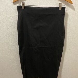 Courtenay Classic Black Pencil Skirt size M